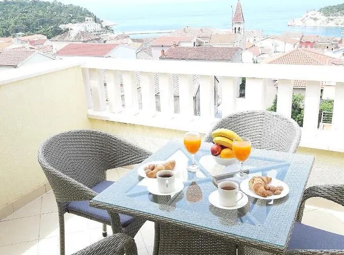 Mg Ravlic Sea View מאקרסקה