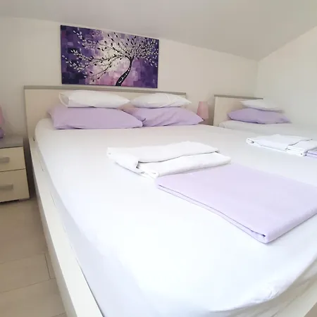 Mg Ravlic Sea View * Makarska